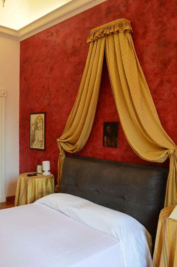 Elegante Appartamento Nel Centro Di Roma Buitenkant foto